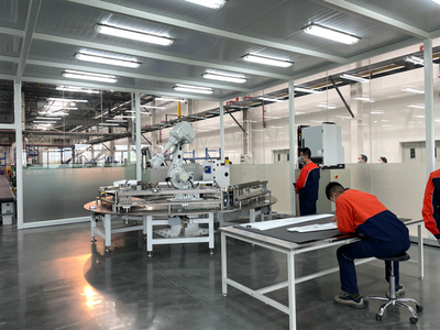 國內(nèi)首條通航飛行器復(fù)合材料自動化生產(chǎn)線在武漢啟動
